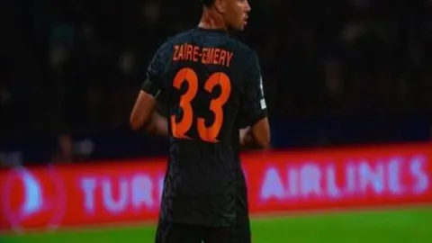 B费助曼联1-0维拉，专家解析大乐透期号策略